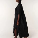 fibyus black crinkle maxi dress side