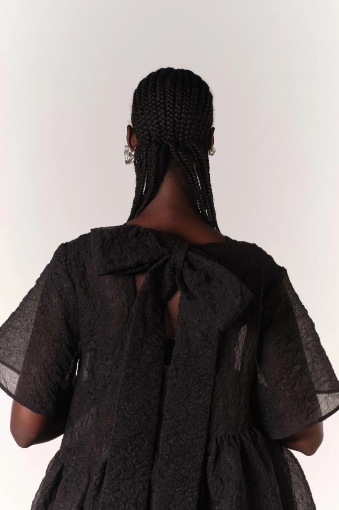 fibyus black textured smock dress back